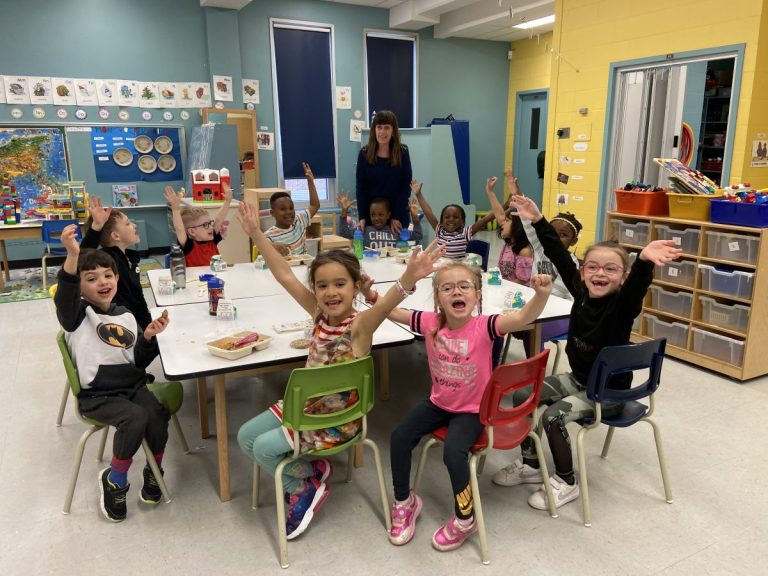 Nous sommes présents dans 30 écoles sur l'île de Montréal.